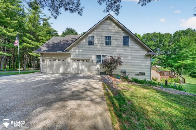 3393 Lippincott Road, Lapeer, MI 48446