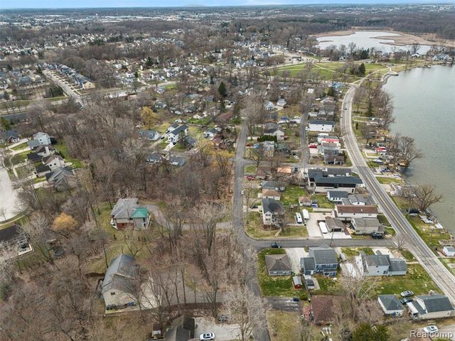 0000 Paramount Lot 50-22-02-379-018 Street, Novi, MI 48375