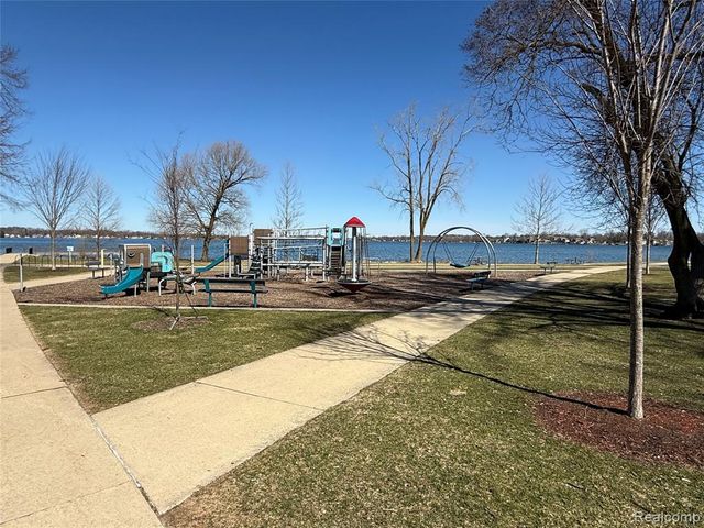 0000 Paramount Lot 50-22-02-379-018 Street, Novi, MI 48375