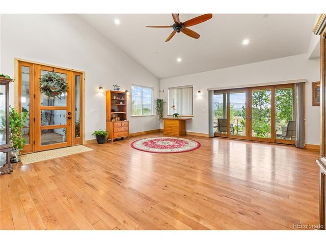 6170 N 79th St, Niwot, CO 80503