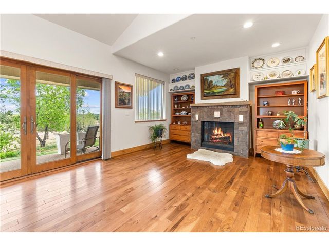 6170 N 79th St, Niwot, CO 80503