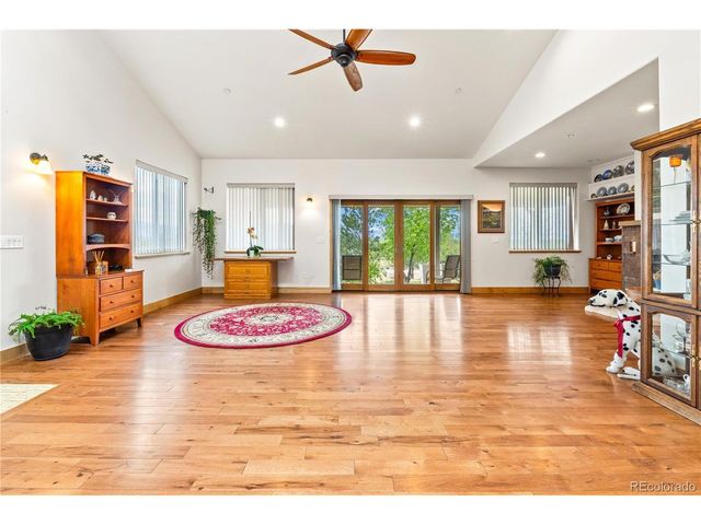 6170 N 79th St, Niwot, CO 80503