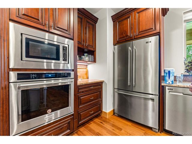 6170 N 79th St, Niwot, CO 80503