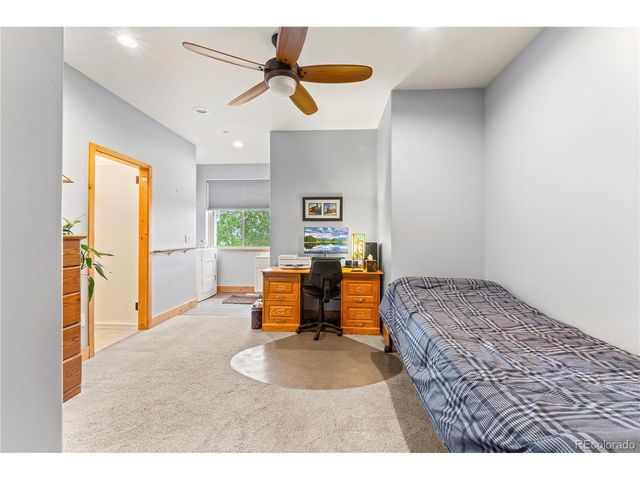 6170 N 79th St, Niwot, CO 80503