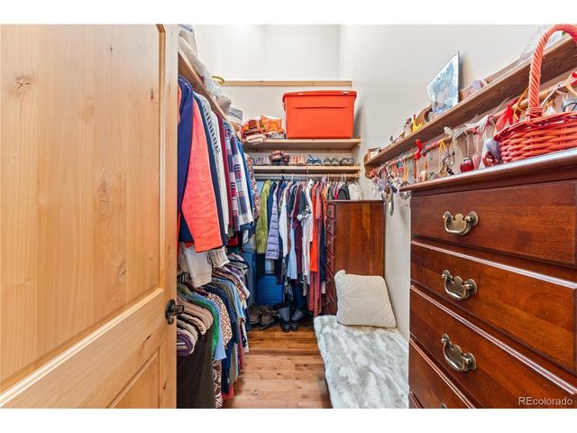 6170 N 79th St, Niwot, CO 80503