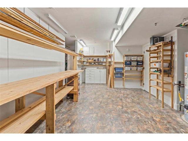 6170 N 79th St, Niwot, CO 80503
