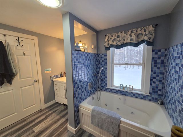 1462 King Hill Road, New London, NH 03257