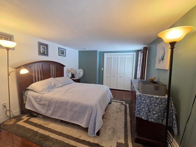 1462 King Hill Road, New London, NH 03257