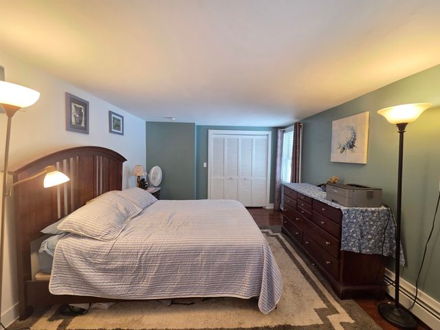 1462 King Hill Road, New London, NH 03257