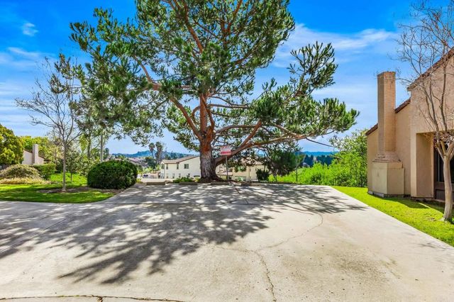 1731 Michael Glen, Escondido, CA 92026