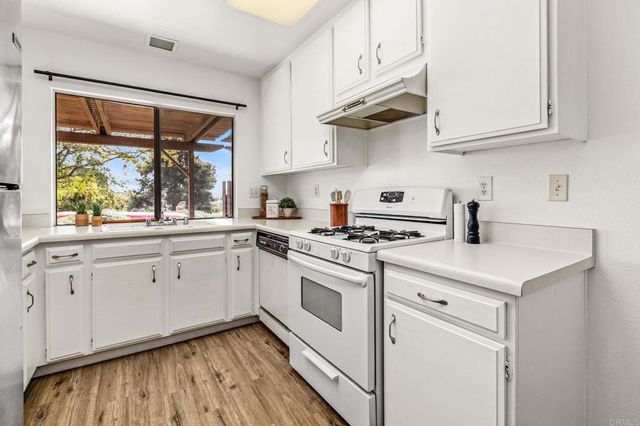 1731 Michael Glen, Escondido, CA 92026