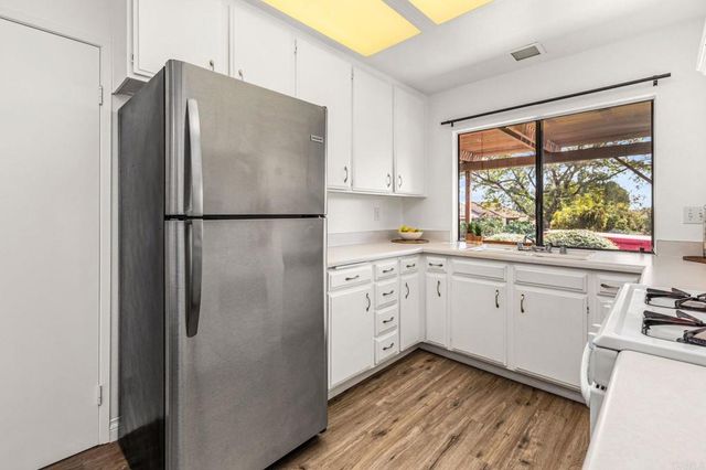 1731 Michael Glen, Escondido, CA 92026