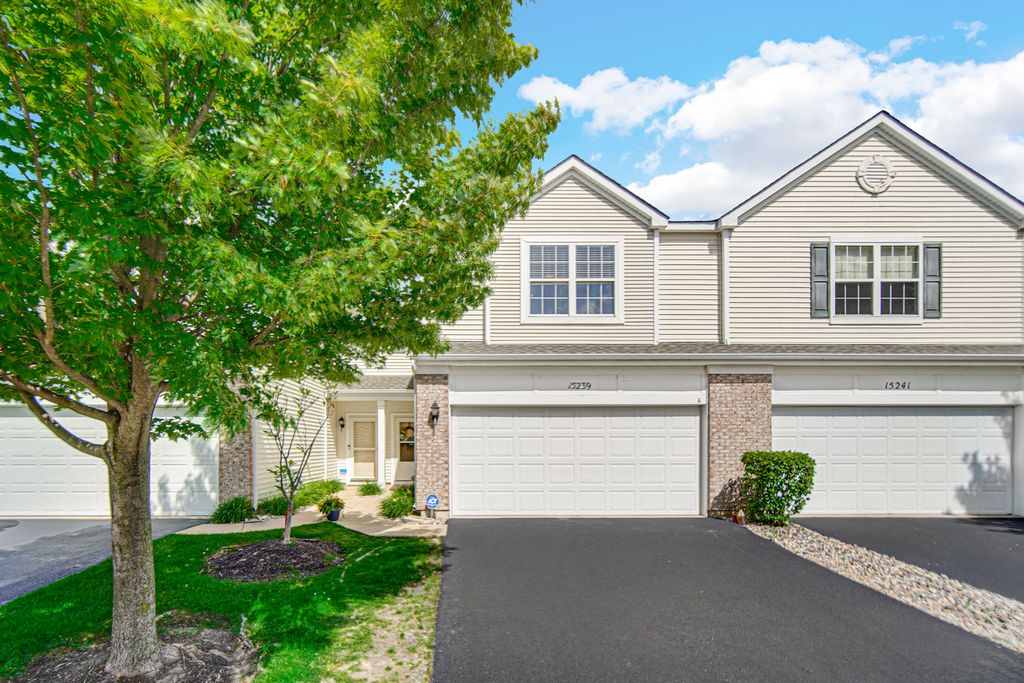 15239 KENMARE Circle, Manhattan, IL 60442