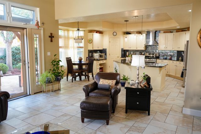 6608 Tesoro Place NE, Albuquerque, NM 87113