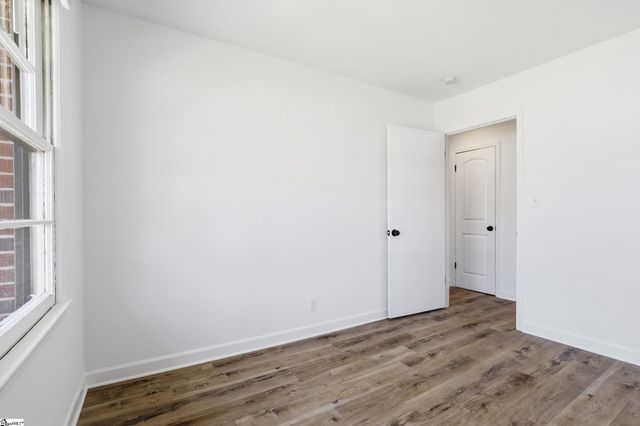 49 Foxhall Road, Greenville, SC 29605