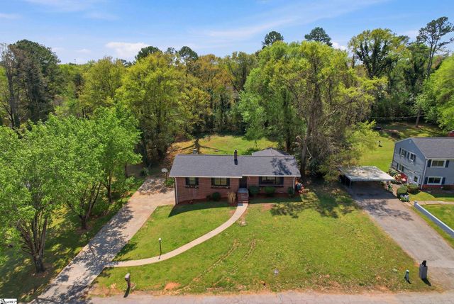 49 Foxhall Road, Greenville, SC 29605