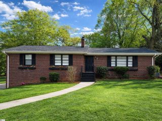 49 Foxhall Road, Greenville, SC 29605