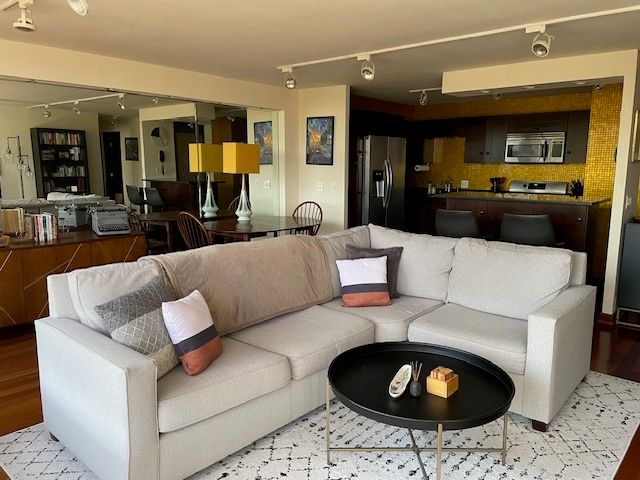 2800 N Lake Shore Drive 712, Chicago, IL 60657