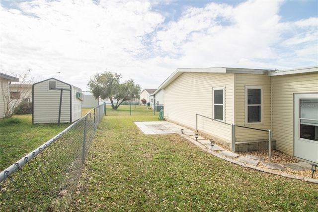 1664 ELKHART CIRCLE, Tavares, FL 32778