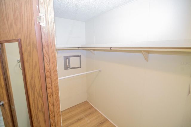 1664 ELKHART CIRCLE, Tavares, FL 32778