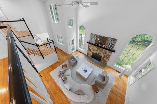 28 Cutler Farm Rd, Sudbury, MA 01776