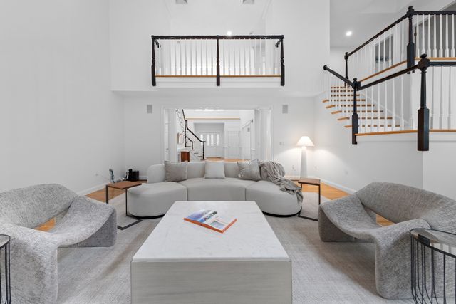 28 Cutler Farm Rd, Sudbury, MA 01776