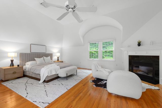 28 Cutler Farm Rd, Sudbury, MA 01776