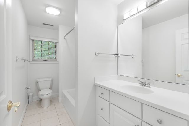 28 Cutler Farm Rd, Sudbury, MA 01776