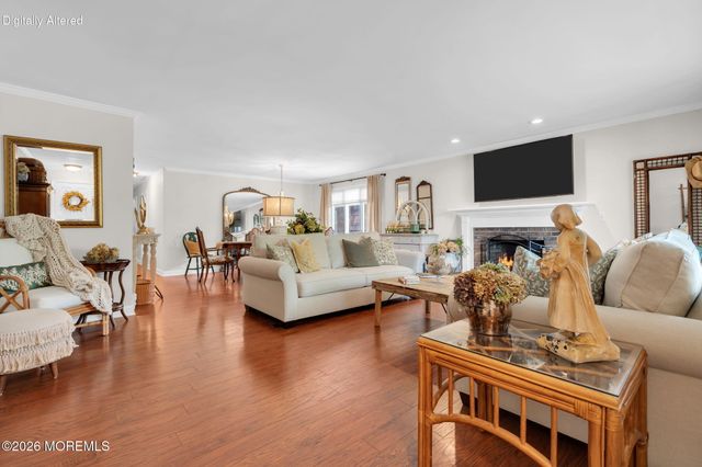 29 Green Island Road, Toms River, NJ 08753