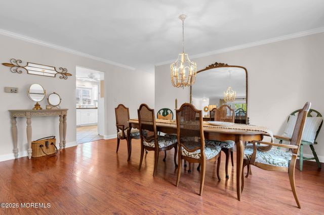29 Green Island Road, Toms River, NJ 08753