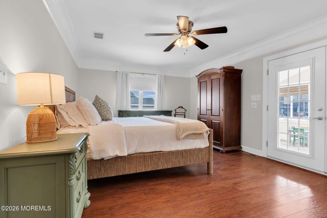 29 Green Island Road, Toms River, NJ 08753