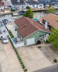 29 Green Island Road, Toms River, NJ 08753