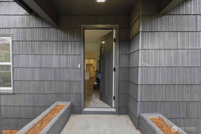 1313 HINING Road, Winlock, WA 98596