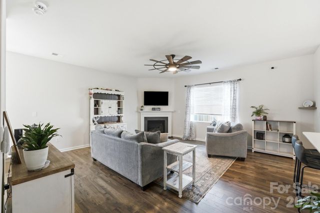 170 Giant Oak Avenue, Statesville, NC 28677