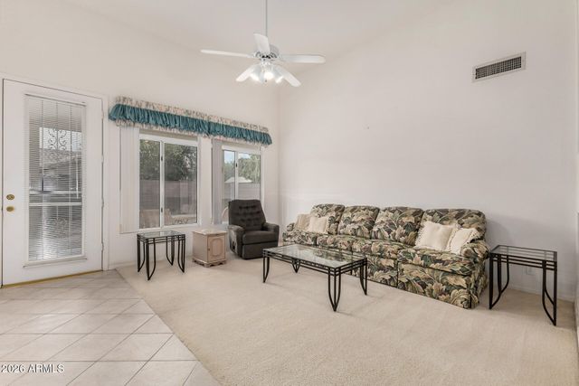 6558 E ROLAND Street, Mesa, AZ 85215