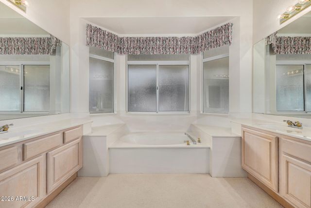 6558 E ROLAND Street, Mesa, AZ 85215