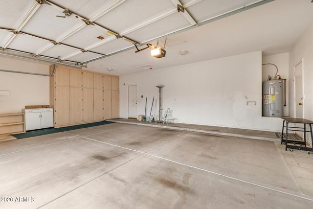 6558 E ROLAND Street, Mesa, AZ 85215