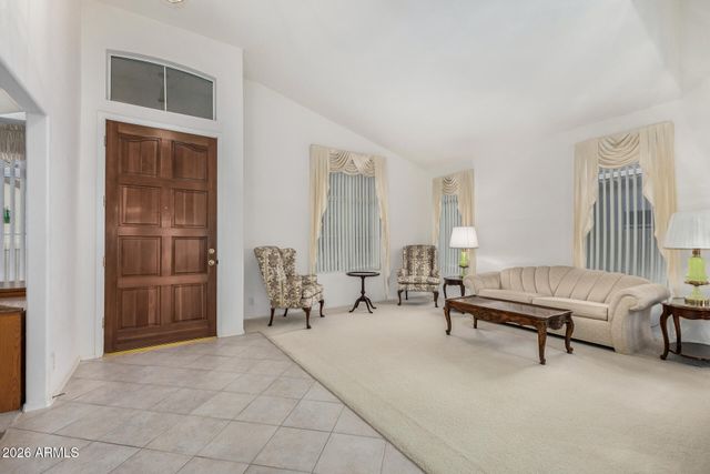 6558 E ROLAND Street, Mesa, AZ 85215