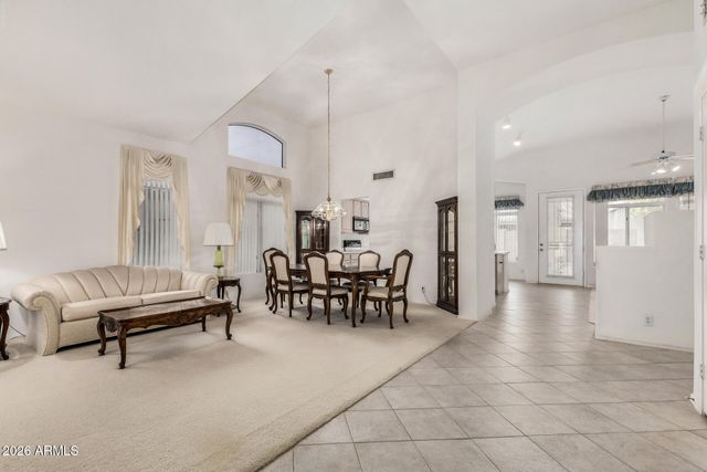 6558 E ROLAND Street, Mesa, AZ 85215