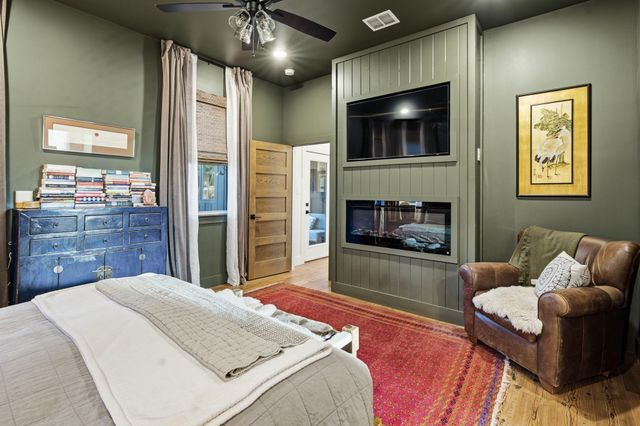 316 Zion Forest Trail, Poolville, TX 76487