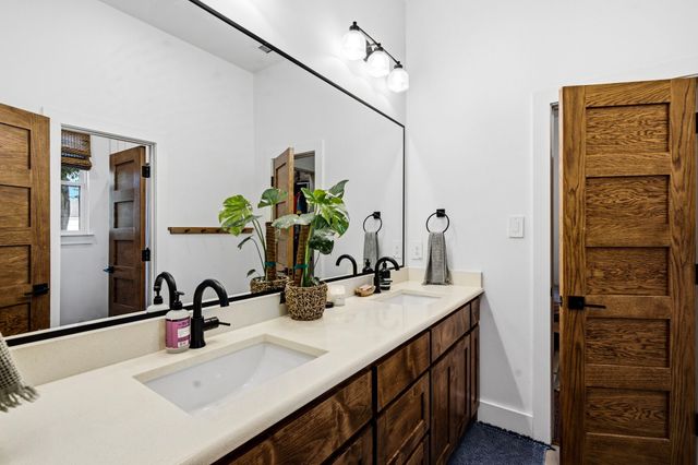 316 Zion Forest Trail, Poolville, TX 76487
