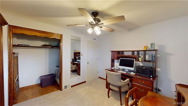 570 68th Street, Niagara Falls, NY 14304