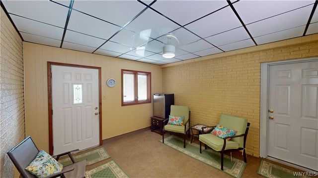 570 68th Street, Niagara Falls, NY 14304