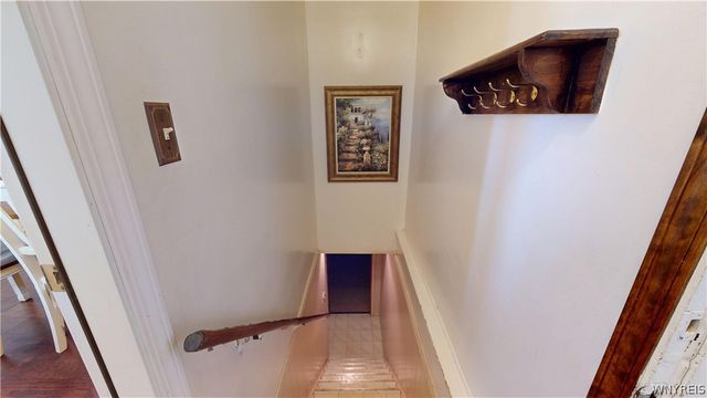 570 68th Street, Niagara Falls, NY 14304