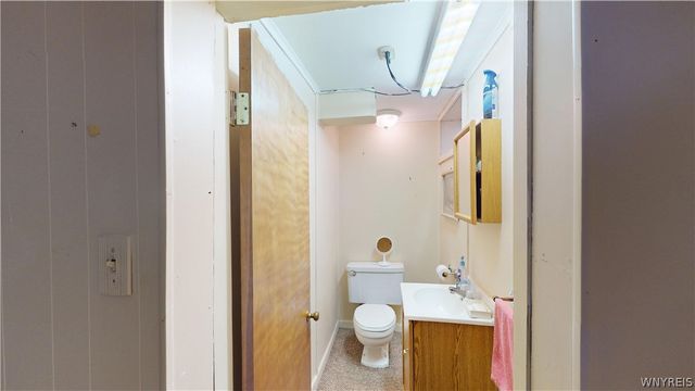 570 68th Street, Niagara Falls, NY 14304