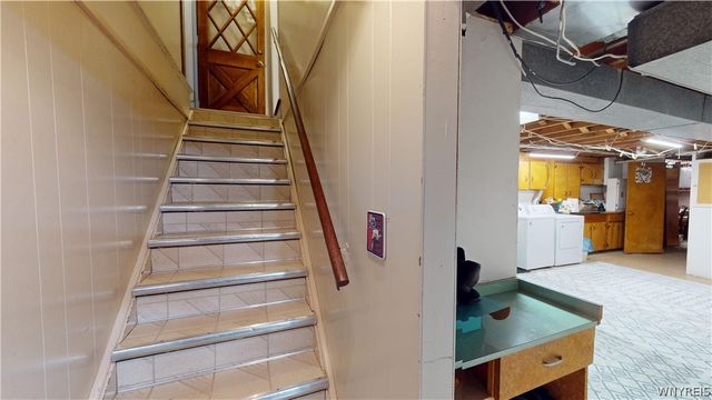 570 68th Street, Niagara Falls, NY 14304
