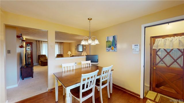 570 68th Street, Niagara Falls, NY 14304