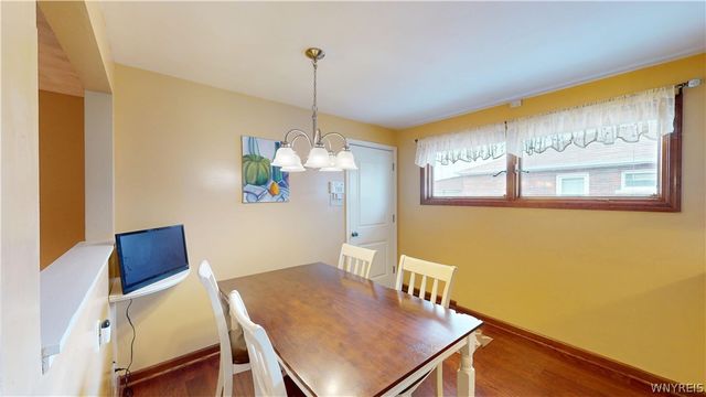 570 68th Street, Niagara Falls, NY 14304