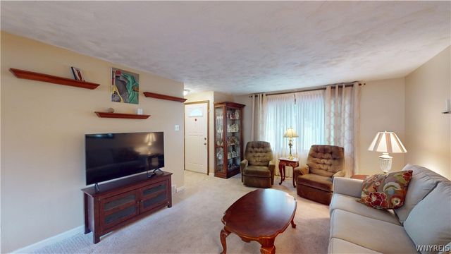 570 68th Street, Niagara Falls, NY 14304