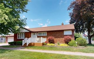570 68th Street, Niagara Falls, NY 14304